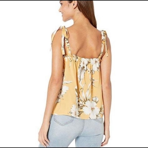 Fun flowy tie strap cropped tank By Rip Curl - Picture 2 of 3
